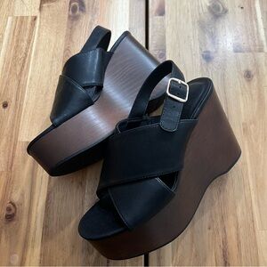 Universal Thread Black Platform Wedge Sandals Women’s Size 6.5